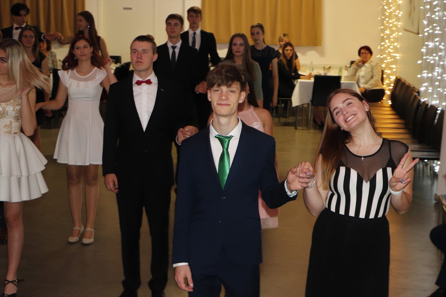 Středoškolské taneční 23.9.2021 Žlutý kurz